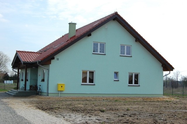 Dzieci od stycznia mieszkają w nowych domach przy Pienińskiej w Żarach.