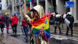 Rzecznik Praw Obywatelskich złożył skargę na deklarację "Gmina Lipinki wolna od ideologii LGBT". Gmina zamierza się od skargi odwołać