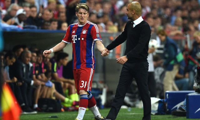 Pomocnik Bastian Schweinsteiger i trener Pep Guardiola współpracowali ze sobą w Bayernie Monachium