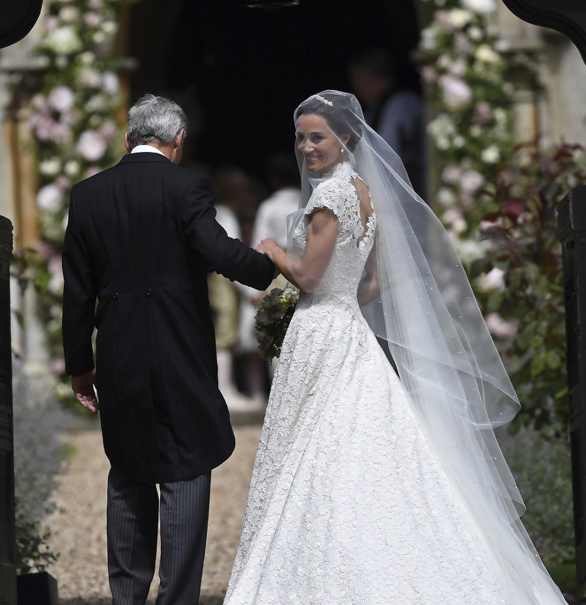 Siostra księżnej Kate, Pippa Middleton wzięła ślub [ZDJĘCIA] Rodzina  królewska wśród gości | Nowiny