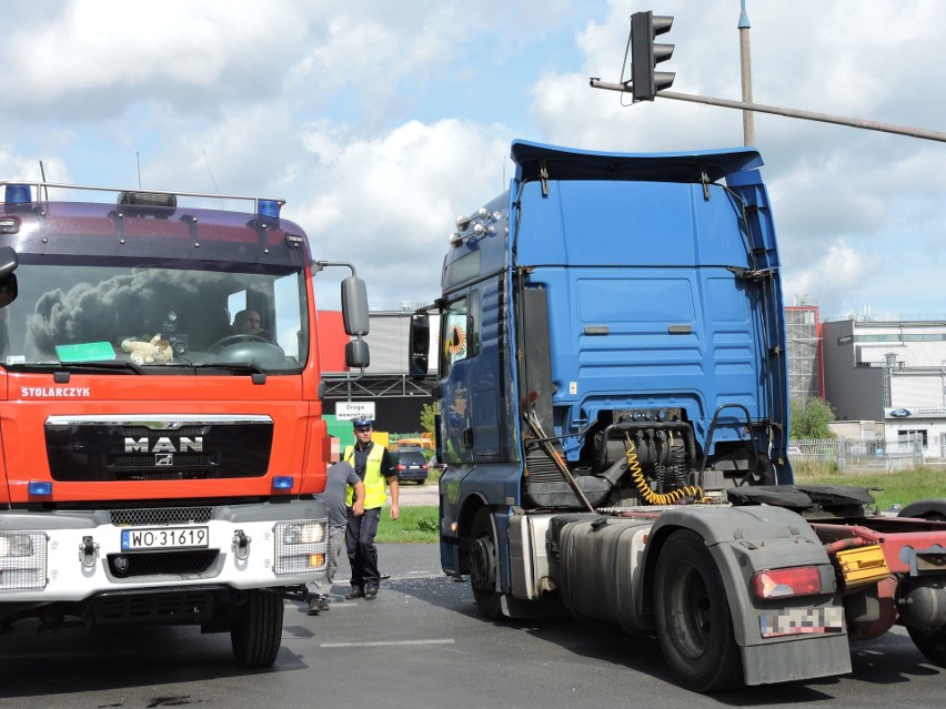 Ostrołęka. Wypadek na skrzyżowaniu alei Wojska Polskiego i Kołobrzeskiej