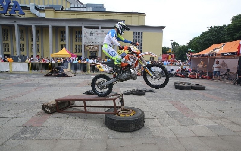 Dzień Dziecka w Łodzi. Minionki, Smerfy, gry XXL i inne atrakcje [zdjęcia]