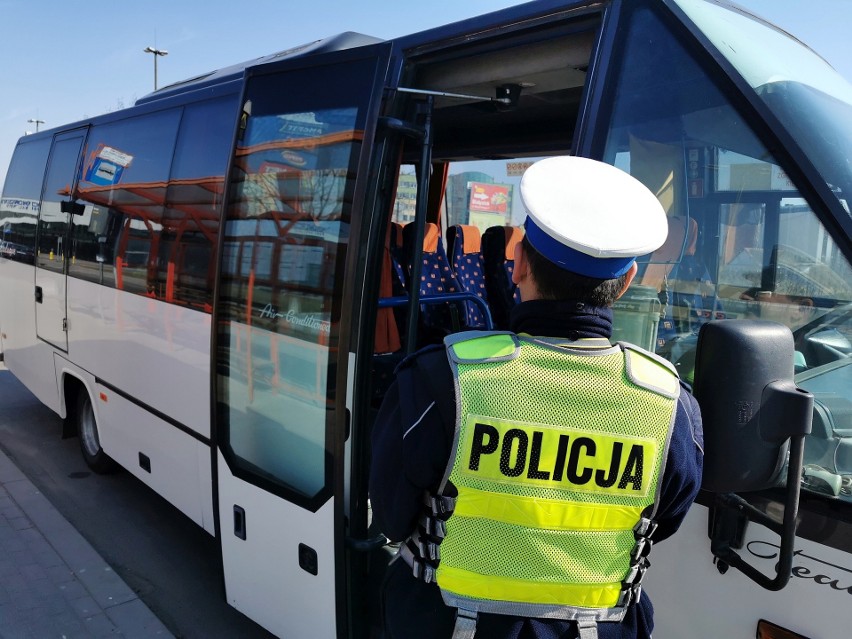 Podlaska policja i WITD kontrolują autobusy w obawie przed...