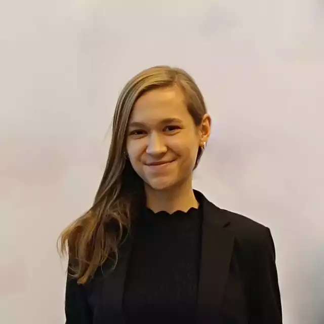 Wiktoria Klich z Mielca, która zdobyła wysokie 7. miejsce podczas  Olimpiady Wiedzy Ekonomicznej Warszawie.