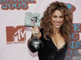 Shakira wystąpi w Chorzowie? Piosenkarka światowej sławy może zostać gwiazdą Sylwestrowej Mocy Przebojów z telewizją Polsat!