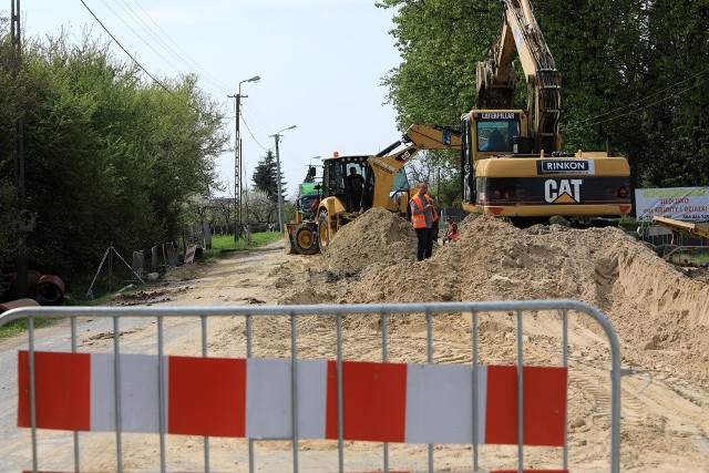 Przebudowa 2,3 kilometrowego odcinka drogi wojewódzkiej nr 546, łączącej Łubiankę z Bierzgłowem w powiecie toruńskim, ma zakończyć się na przełomie września i października