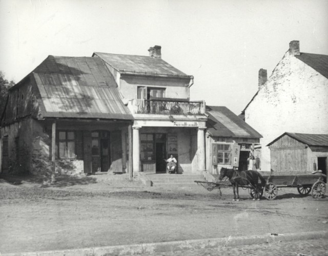 Nie ma już rynku z synagogą. Na zdjęciu domy na Wieniawie, 1935 rok