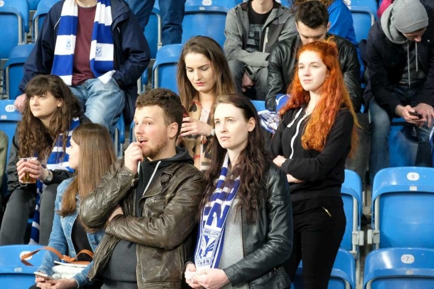 Mecz Lech Poznań - Korona Kielce (0:1) oglądało na stadionie...