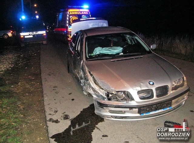Wczoraj wieczorem w Gosławicach koło Dobrodzienia 23-letni kierowca wjechał w zaparkowane auta. Zniszczył 9 samochodów.