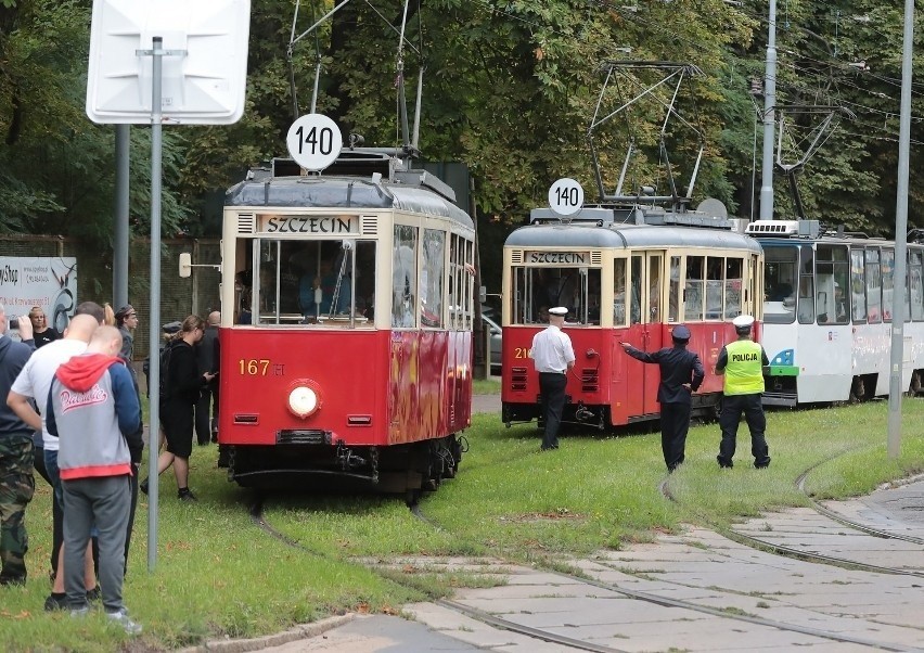 Festyn i parada z okazji 125-lecia szczecińskiego tramwaju...