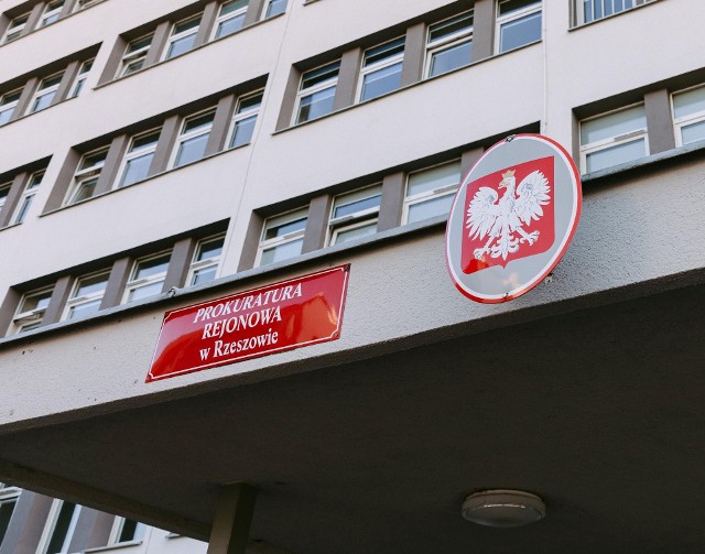 W budynku widocznej na zdjęciu Prokuratury Rejonowej w Rzeszowie toczyło się śledztwo przeciwko Jakubowi S.