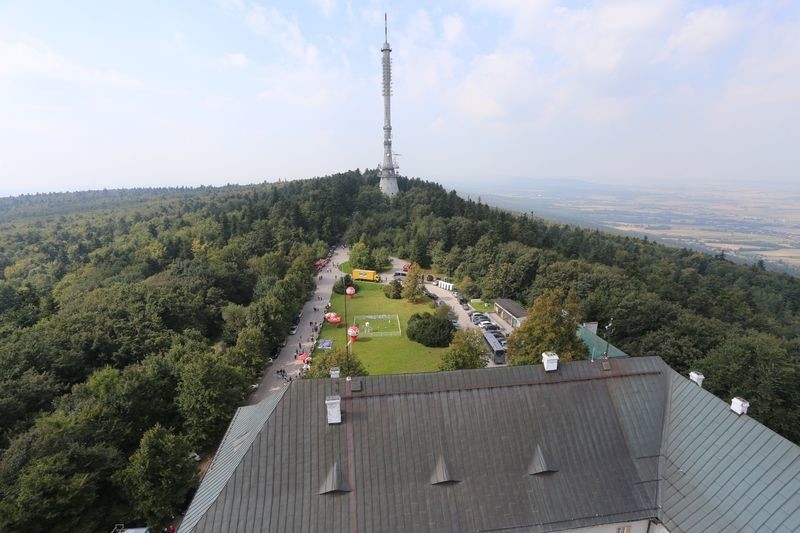 Poświęcenie odbudowanej wieży na Świętym Krzyżu