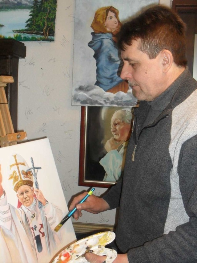 Jan Świerszcz lubi malować portrety św. Jana Pawła II