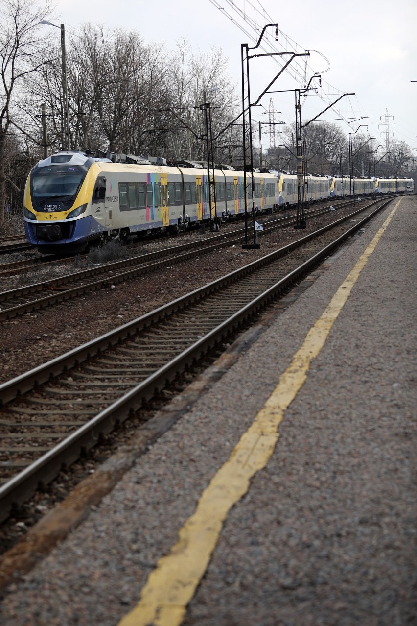 Pomiędzy kursami, Koleje Małopolskie odstawiają swoje...