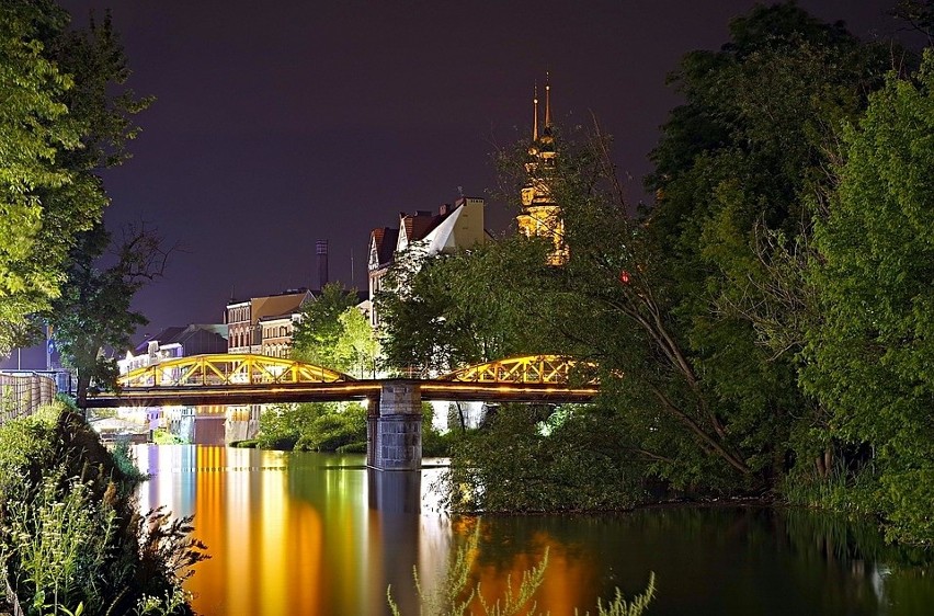 Opole na zdjęciach z Pixabay. Tak zmieniło się miasto....