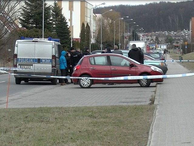 Policjanci z koszalińskiej komendy zostali wezwani do interwencji. Podczas interwencji agresywny mężczyzna, który był zatrzymywany - zmarł.