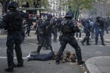 Zamieszki we Francji przybierają coraz bardziej brutalny charakter. Wielu policjantów zostało rannych