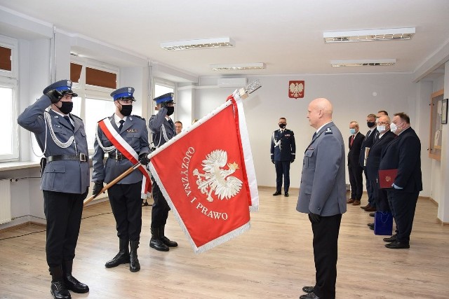 Pożegnanie z mundurem Cezarego Adamczyka, komendanta Powiatowego Policji w Sieradzu