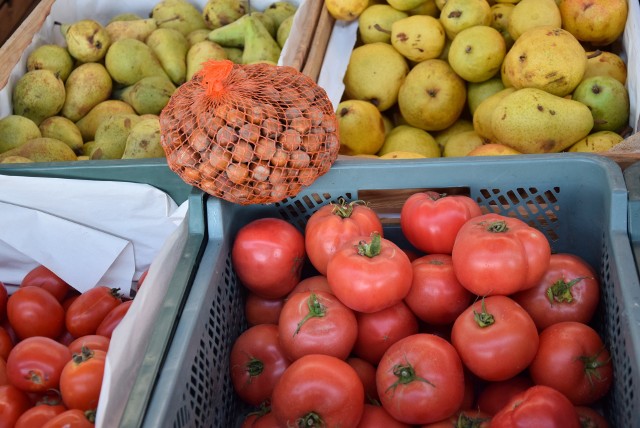 Ceny owoców i warzyw w Podkarpackim Centrum Hurtowym AGROHURT SA w Rzeszowie.