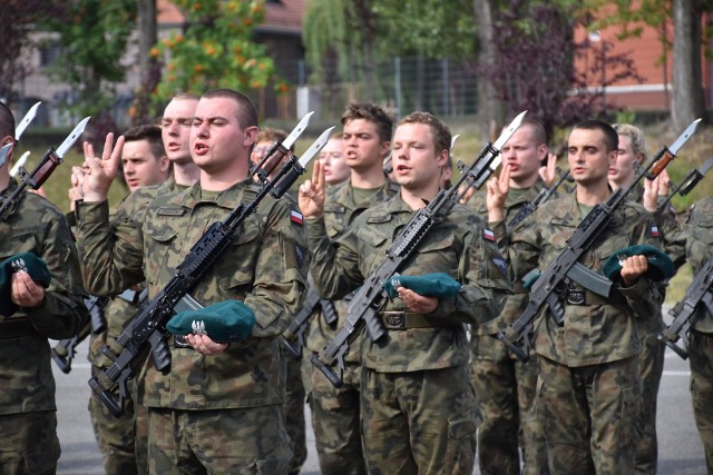 Przysięga wojskowa żołnierzy Legii Akademickiej w Opolu. 23.07.2022r.