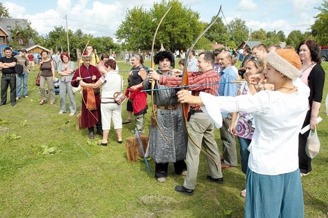 Jedną z atrakcji święta Sabantuj w Kruszynianach będą warsztaty strzelania z łuku. To element tatarskiej kultury. 