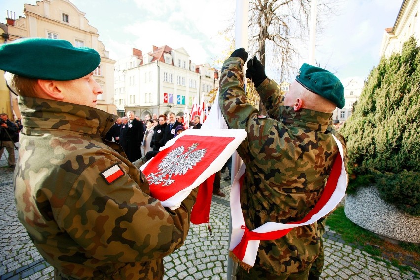 Zmienić może się także godło. Rozpatrywane jest m.in....