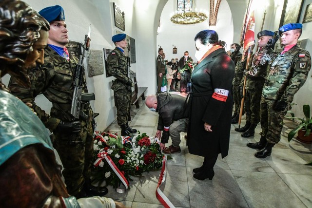 Z okazji 80. rocznicy powołania Armii Krajowej 13 lutego 2022 r. w Bydgoszczy delegacje władz województwa kujawsko-pomorskiego oraz Miasta Bydgoszczy, a także środowisk Światowego Związku Żołnierzy AK oraz Wojsko Polskie złożyli kwiaty pod tablicą poległych żołnierzy AK w kościele garnizonowym przy ul. Bernardyńskiej