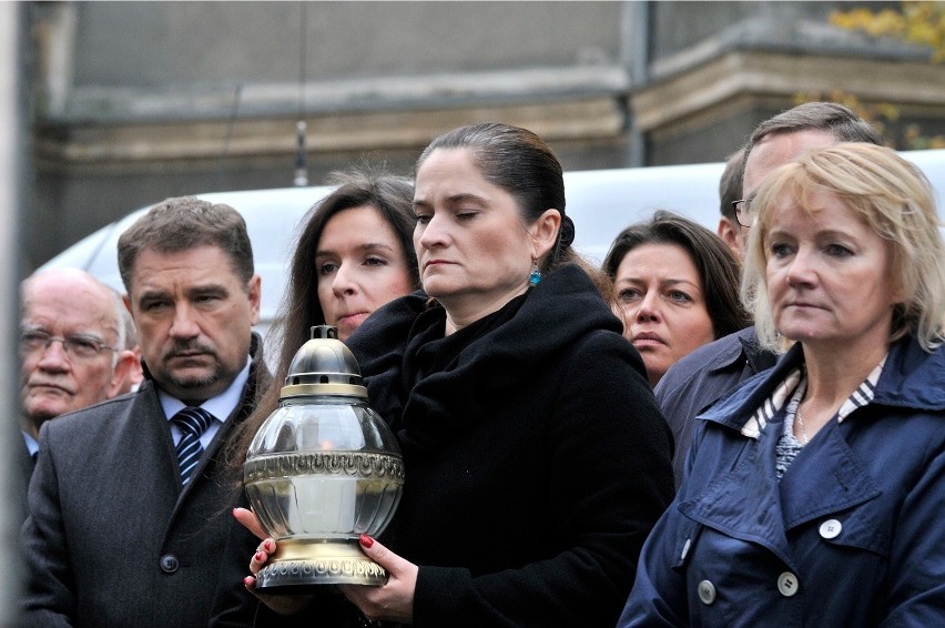 Tablica ku czci Lecha i Marii Kaczyńskich oraz ofiar...