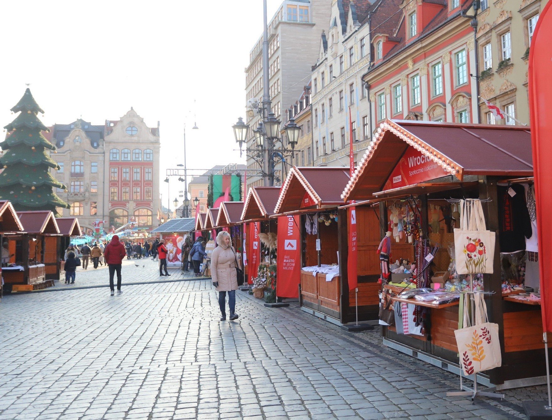 Wrocławscy wystawcy na Jarmarku Bożonarodzeniowym. Piękne wyroby  rzemieślnicze i pomysły na prezent [ZDJĘCIA] | Strona Podróży