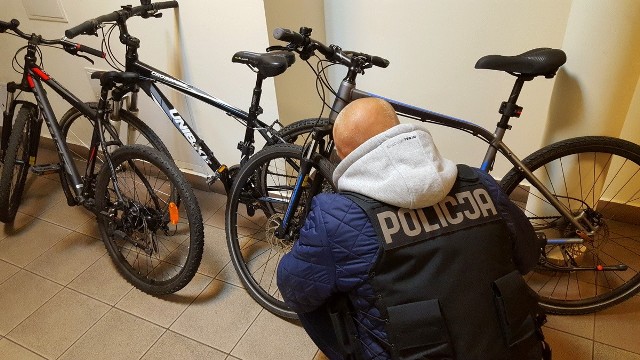 Policjanci odzyskali trzy rowery, które złodzieje ukradli w Bydgoszczy