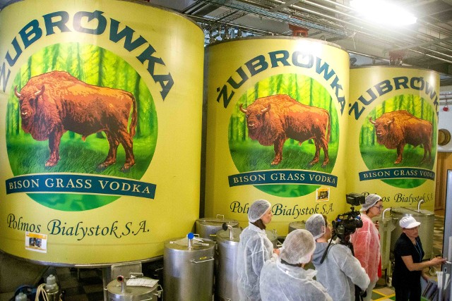 Obecnie w zakładzie CEDC w Białymstoku produkowane są takie wódki, jak Żubrówka, Absolwent, Żytniówka, Palace