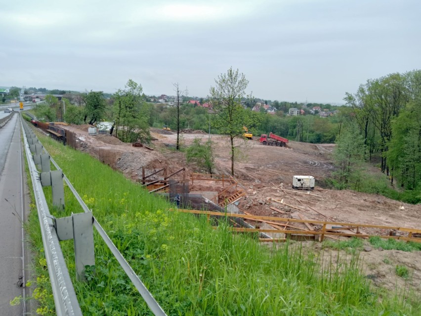 Budowa wiaduktu na zakopiance w Gaju wymusza ograniczenia w...