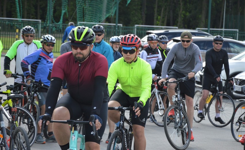 Rowerzyści ruszają na trasę