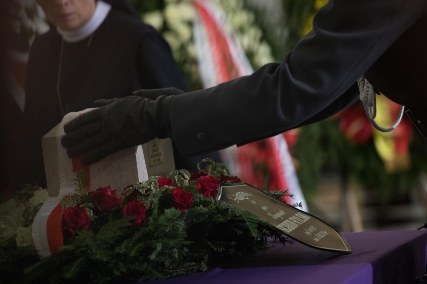 Pogrzeb generała Zbigniewa Ścibor-Rylskiego [ZDJĘCIA]. Spocznie na Starych Powązkach