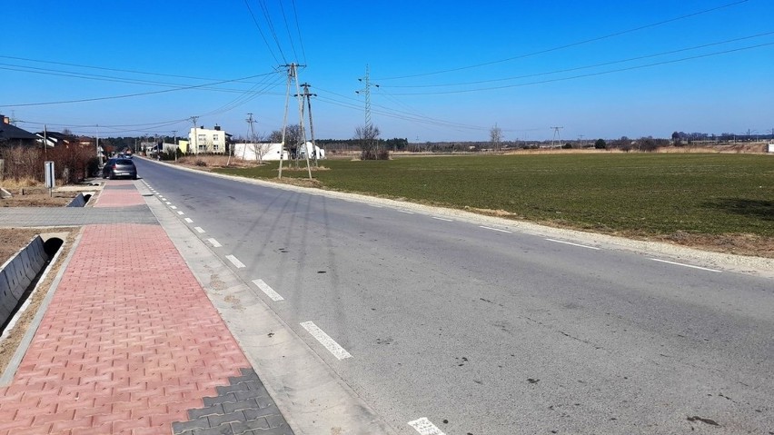 Zakończono przebudowę drogi powiatowej w gminie Orońsko. Inwestycję realizowano w ciągu trzech lat