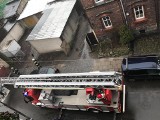 Zwłoki mężczyzny na dachu budynku w Katowicach. Policja prowadzi śledztwo