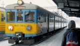 47-letni pociąg z plastikowymi siedzeniami straszył pasażerów kolei