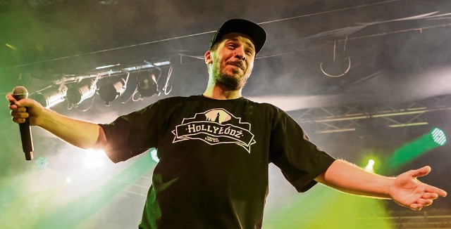 O.S.T.R. należy od wielu lat do grona najpopularniejszych twórców hip-hopu w Polsce