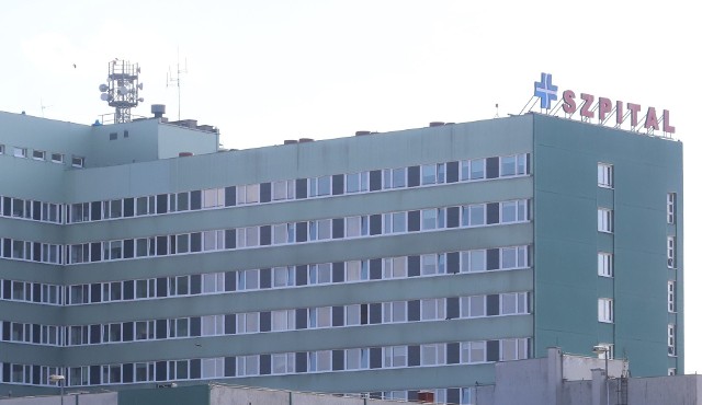 W szpitalu na Józefowie stwierdzono kolejne przypadki zakażenia koronawirusem.