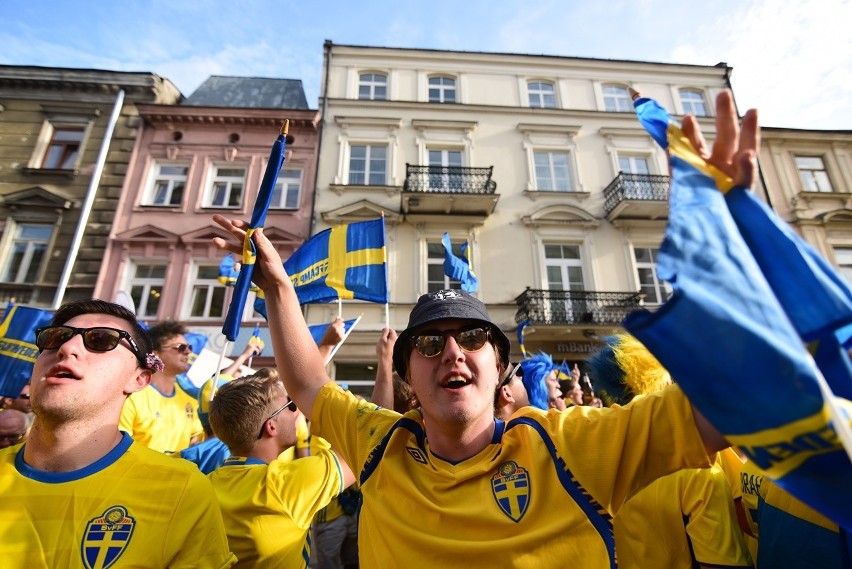 Euro U21 w Lublinie. Kibice Szwecji i Słowacji w drodze na mecz [ZDJĘCIA]