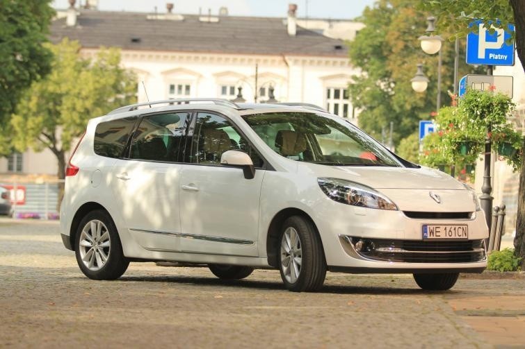 Testujemy: Renault Grand Scenic 1.6 dCi - dla rodziny (film)