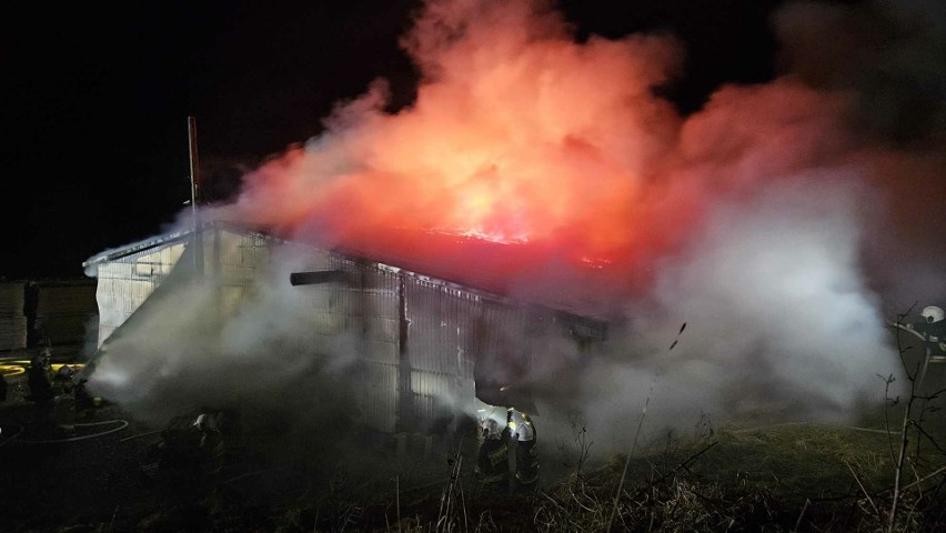 Pożar stolarni w Zawoi