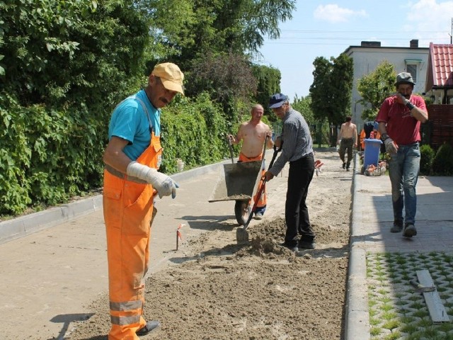 Przy ul. Słowiczej ekipa pracowała latem. Prace wykonała solidnie, ale z ponad miesięcznym opóźnieniem