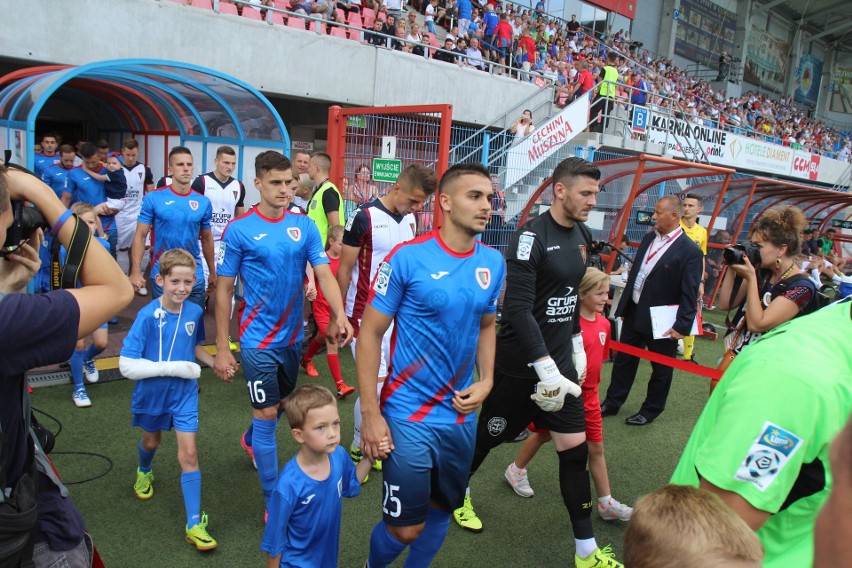 Piast Gliwice - Pogoń Szczecin 1:2. Gol w doliczonym czasie