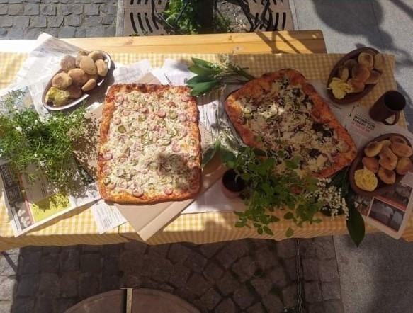 Restauracja Pizza na Wypasie w Radomiu ma w ofercie dania ze smakami PRL. Zobaczcie zdjęcia 