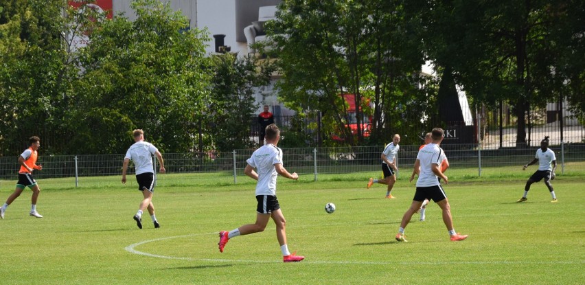 Fortuna 1 Liga. Radomiak testuje dwóch piłkarzy Legii Warszawa. Decyzje po meczu kontrolnym z ŁKS Łódź [ZDJĘCIA]