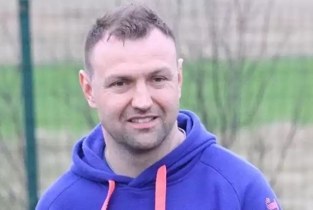 Piłkarze GKS Rudki w czwartek spotkali się na treningu, który poprowadził Paweł Jaworek.