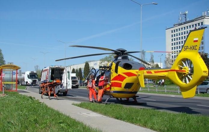 Oświęcim. Dziecko potrącone na przejściu dla pieszych przy ul. Chemików. Konieczne było wezwanie helikoptera LPR