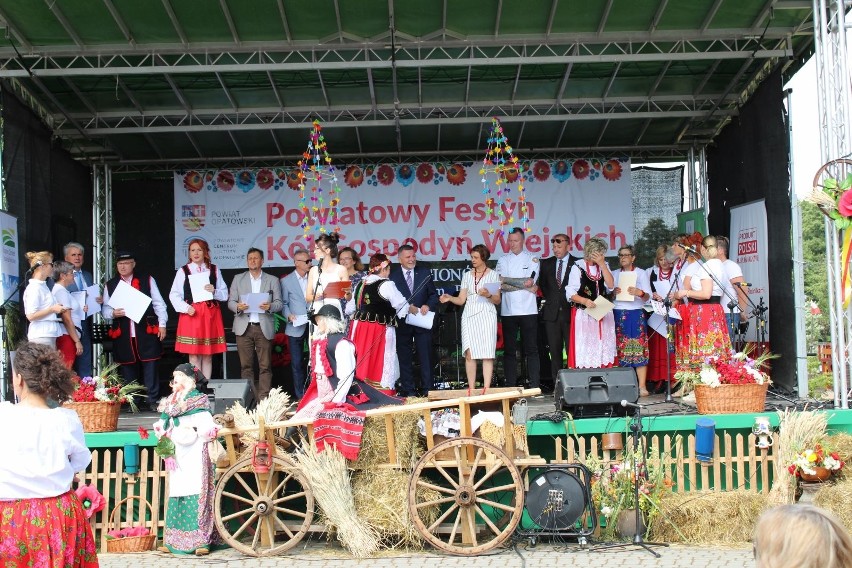 II Powiatowy Festyn Kół Gospodyń Wiejskich w Zochcinku