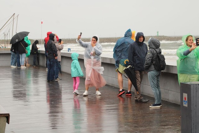 Niż śródziemnomorski nad Polską przyniósł intensywne opady deszczu i wichury